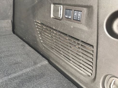 Certified 2025 GMC Yukon XL Denali image 16