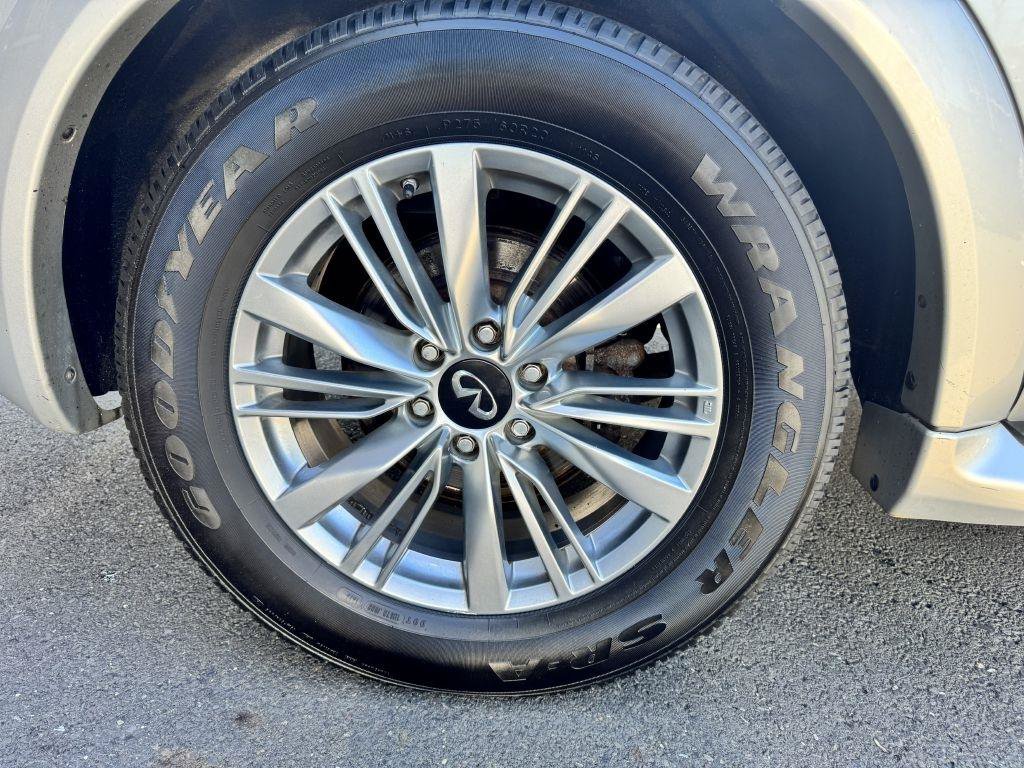 Used 2019 INFINITI QX80 Luxe AWD/4WD image 11