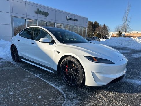 Used 2024 Tesla Model 3 Performance image 5