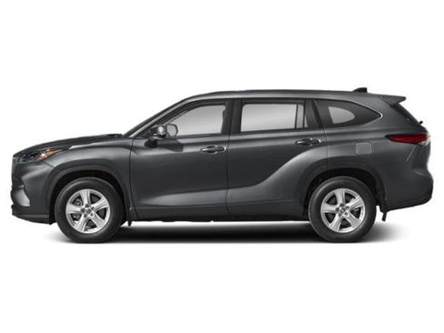 Used 2023 Toyota Highlander LE AWD/4WD image 6