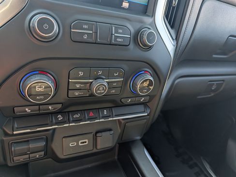 Used 2021 Chevrolet Silverado 1500 LT Trail Boss w/ Bed Protection Package AWD/4WD image 29