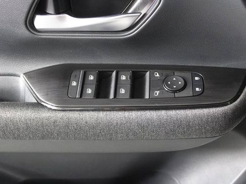 Certified 2026 Nissan Kicks SV w/ Cold Weather Package FWD image 23