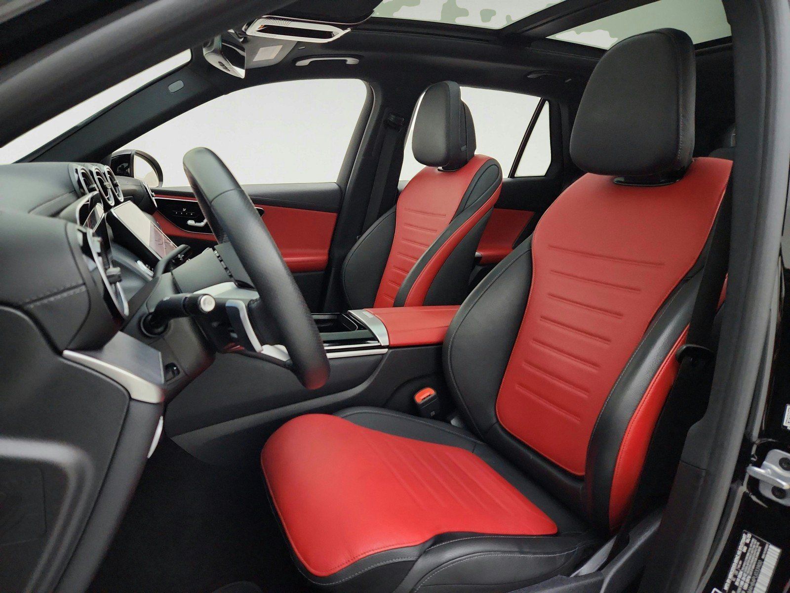 Certified 2023 Mercedes-Benz GLC 300 4MATIC image 17
