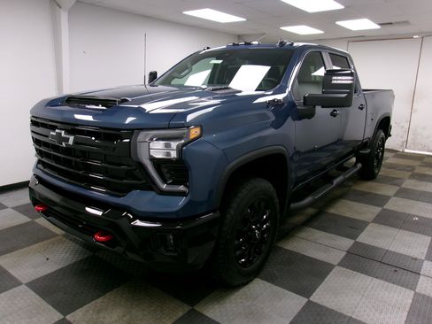 New 2026 Chevrolet Silverado 2500 LT w/ Trail Boss Package AWD/4WD image 1