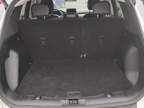 Used 2022 Ford Escape SEL w/ Technology Package FWD image 10