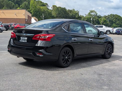 Used 2018 Nissan Sentra S w/ S Midnight Style Package FWD image 9