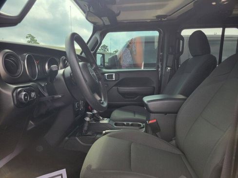 Used 2023 Jeep Wrangler Unlimited Sport AWD/4WD image 12