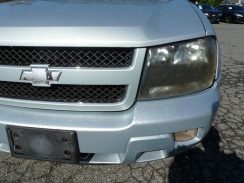 Used 2008 Chevrolet TrailBlazer LT w/ Sun And Sound Package AWD/4WD image 3