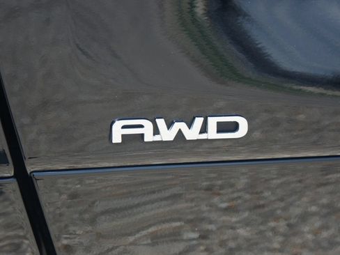 Certified 2026 Toyota Highlander XLE AWD/4WD image 19