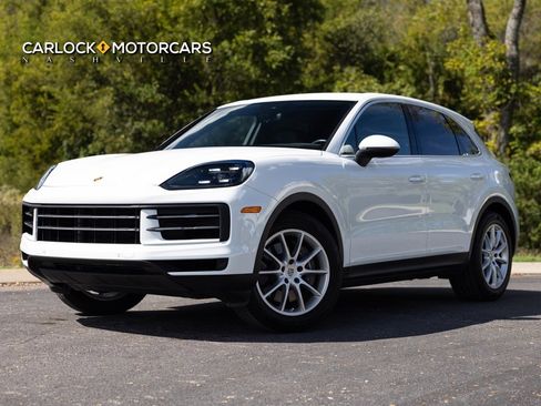 Used 2024 Porsche Cayenne image 1