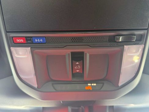 Used 2026 Subaru Forester Premium image 31