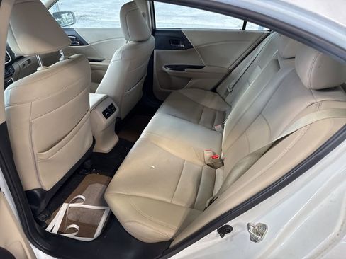 Used 2017 Honda Accord EX-L image 9