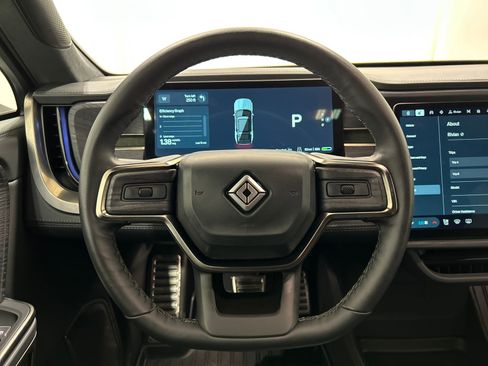 Used 2024 Rivian R1S Adventure AWD/4WD image 28