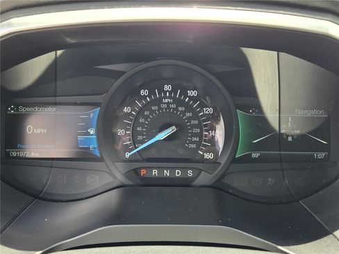 Used 2018 Ford Edge Titanium w/ Technology Package AWD/4WD image 13