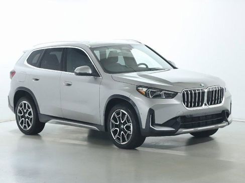 Used 2025 BMW X1 xDrive28i w/ Premium Package AWD/4WD image 11