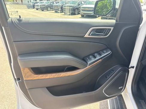 Used 2020 GMC Yukon Denali w/ Open Road Package AWD/4WD image 31
