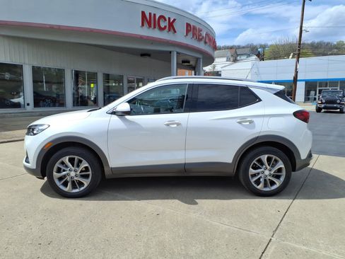 Certified 2023 Buick Encore GX Essence w/ Experience Buick Package image 2