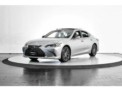 Certified 2023 Lexus ES 350 w/ Premium Package