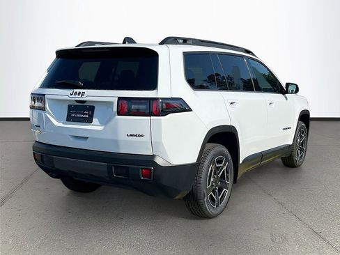 New 2026 Jeep Cherokee Laredo image 7