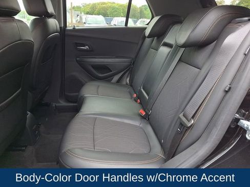Used 2019 Chevrolet Trax LT w/ LT Convenience Package AWD/4WD image 20
