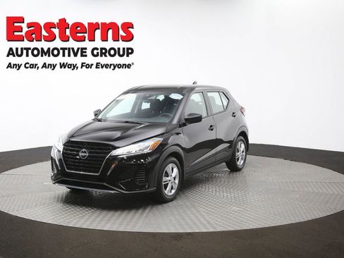 Used 2023 Nissan Kicks S image 54