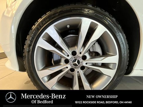 Used 2019 Mercedes-Benz C 300 4MATIC Sedan image 36