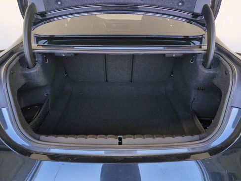 Used 2023 BMW M4 Competition image 29