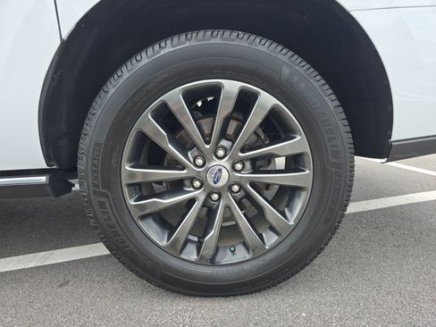 Used 2021 Ford Expedition Max Limited image 35