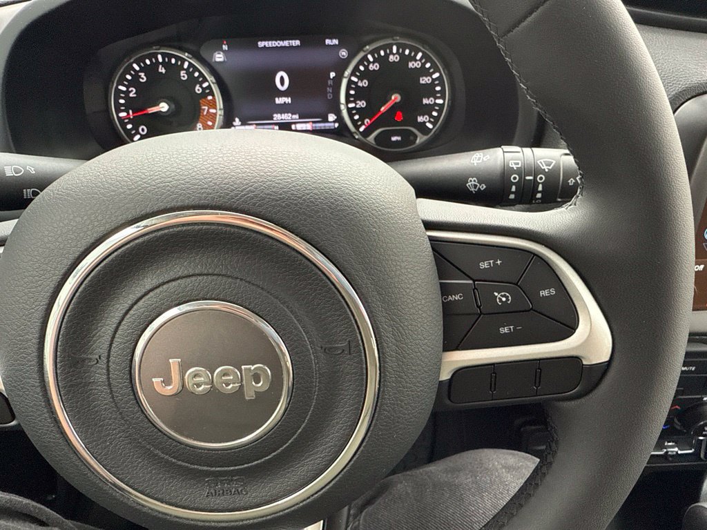 Used 2023 Jeep Renegade Altitude AWD/4WD image 28