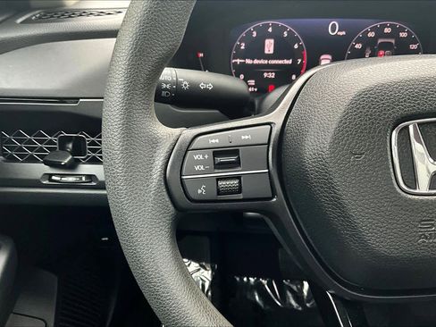 Used 2025 Honda Accord LX image 24