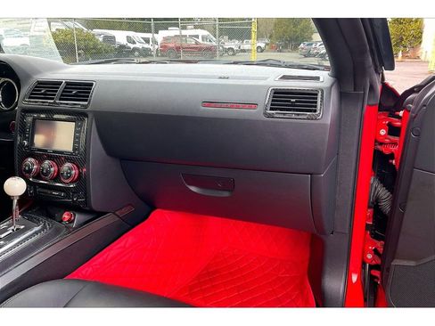 Used 2014 Dodge Challenger R/T Plus image 16