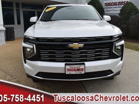 Used 2025 Chevrolet Tahoe High Country image 4