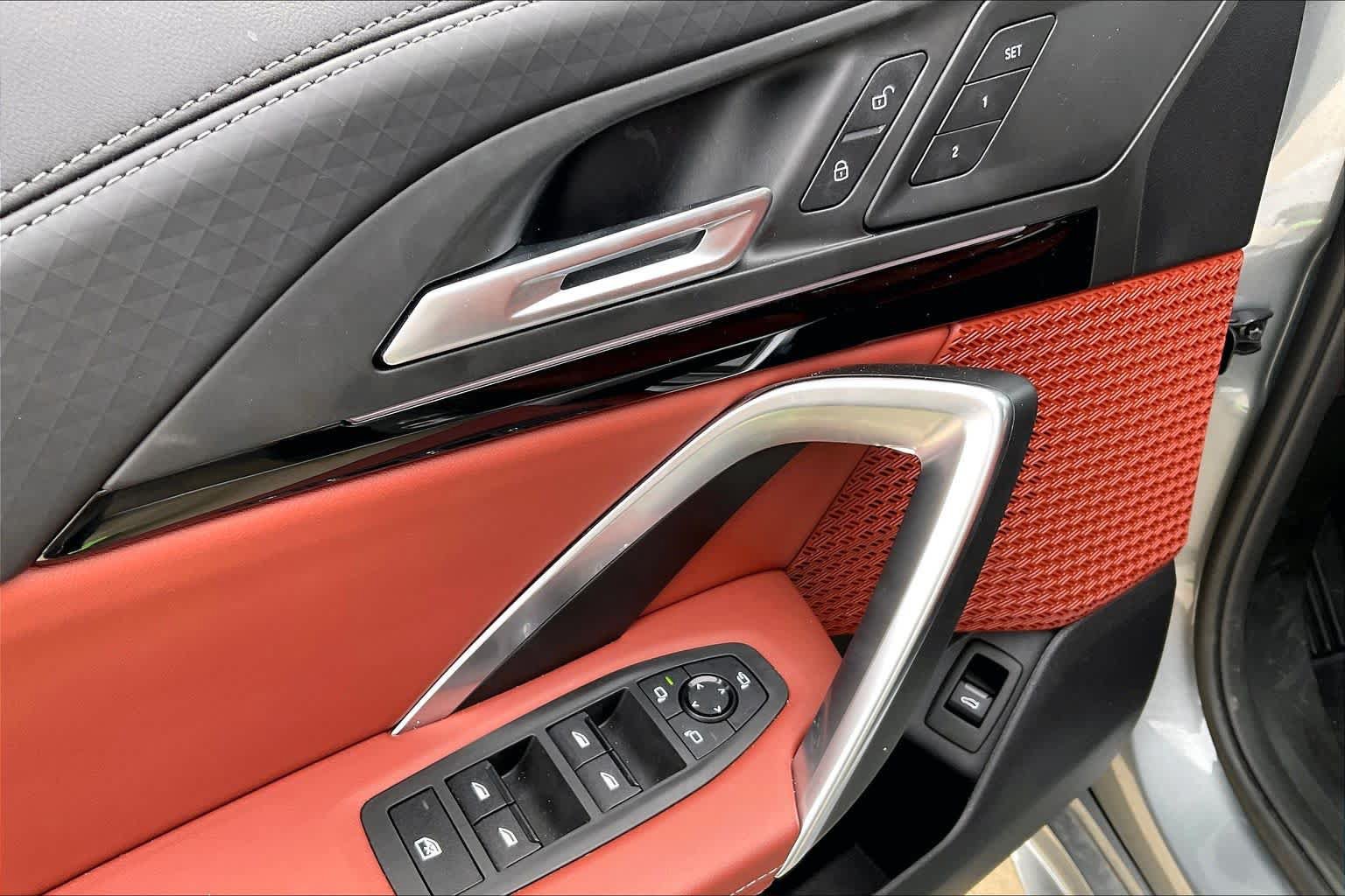 Used 2026 BMW X2 xDrive28i w/ Technology Package AWD/4WD image 14