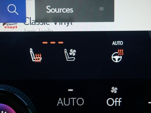 Used 2023 Lexus RX 350 F Sport w/ Cold Area Package image 33