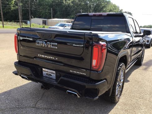 Used 2024 GMC Sierra 1500 Denali Ultimate AWD/4WD image 11