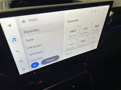 Used 2023 Toyota Tundra Platinum image 31