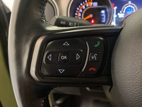 Used 2021 Jeep Wrangler Sport AWD/4WD image 14
