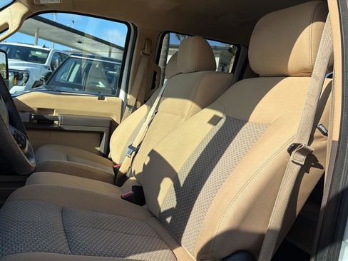 Used 2016 Ford F250 XLT w/ XLT Value Package image 11