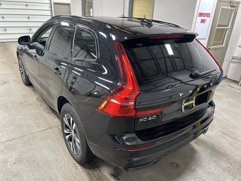 Used 2024 Volvo XC60 T8 Core image 3