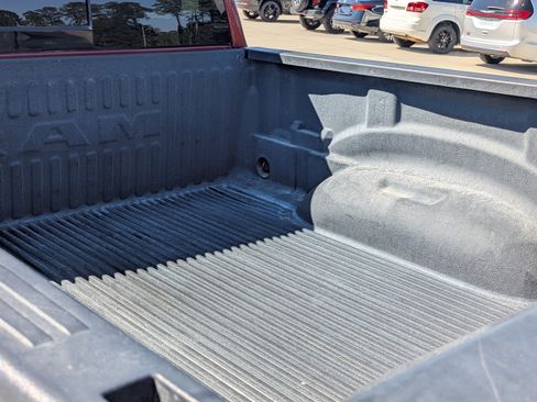 Used 2022 RAM 1500 Big Horn AWD/4WD image 7