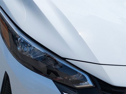 New 2025 Nissan Sentra S image 9