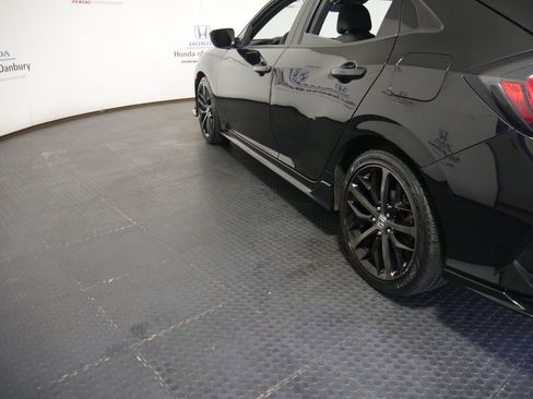 Used 2021 Honda Civic Sport image 11