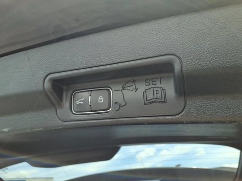 Used 2020 Ford Explorer XLT w/ Comfort Package AWD/4WD image 26