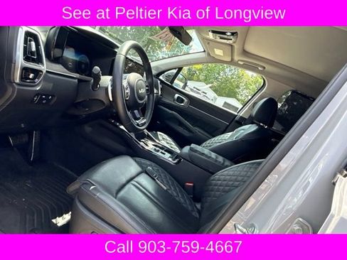 Used 2023 Kia Sorento SX Prestige AWD/4WD image 14