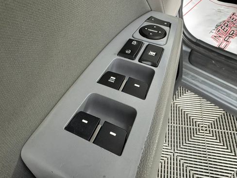 Used 2018 Hyundai Elantra SEL w/ Cargo Package image 36