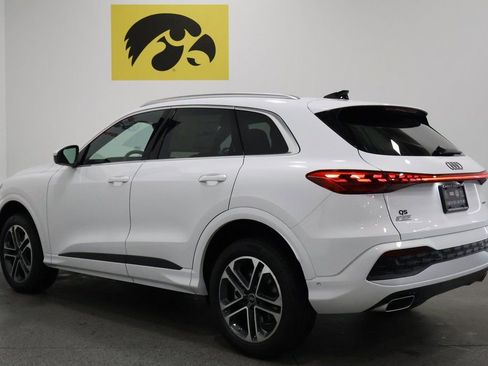 New 2025 Audi Q5 Premium w/ Convenience Package image 9