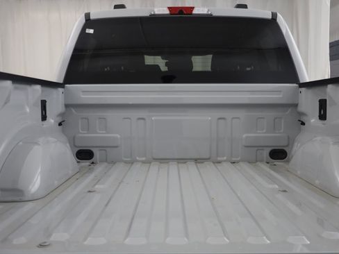 Used 2024 Ford F150 Lightning XLT AWD/4WD image 18