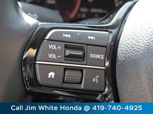 Used 2024 Honda Civic EX-L image 30