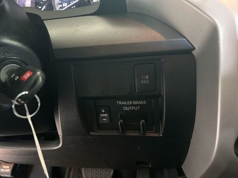 Used 2020 Toyota Tundra SR5 image 45