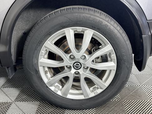 Used 2021 Nissan Rogue Sport SV AWD/4WD image 36